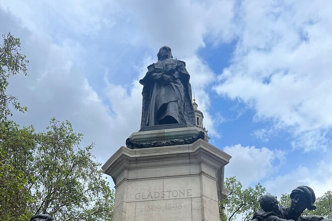 Woolf & Dickens: London Literary Tour & Writing Workshop - End Point Details