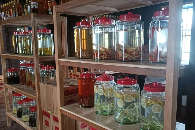 Workshop Visit and Sombai Liqueur Tasting - Positive Reviews and Recommendations
