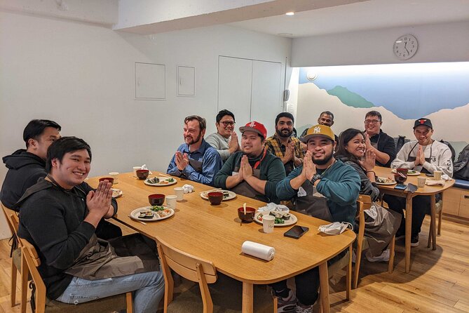 World Famous Dish Teriyaki Chicken Bento With Onigiri - How to Prepare Onigiri for the Bento