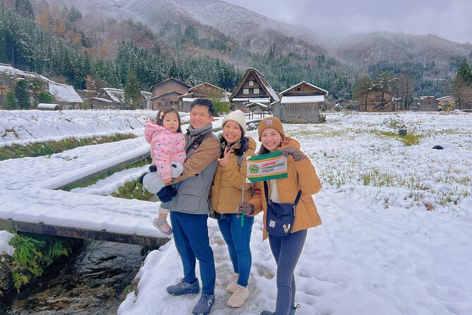 World Heritage Shirakawa-Go and Experience Tours From Kanazawa - Traditional Japanese Sweets Making and Gold Leaf Experience