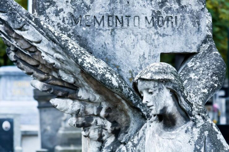 World War II Warsaw Old Town, Military Cemetery Walking Tour - Experience Highlights