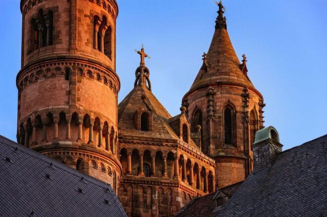 Worms Private Guided Walking Tour - Customer Reviews and Additional Information