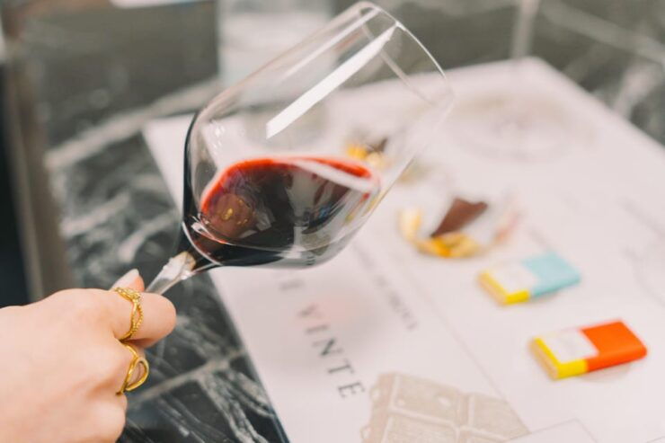 WOW Porto: Chocolate and Port Wine Pairing Workshop - Group Size and Languages