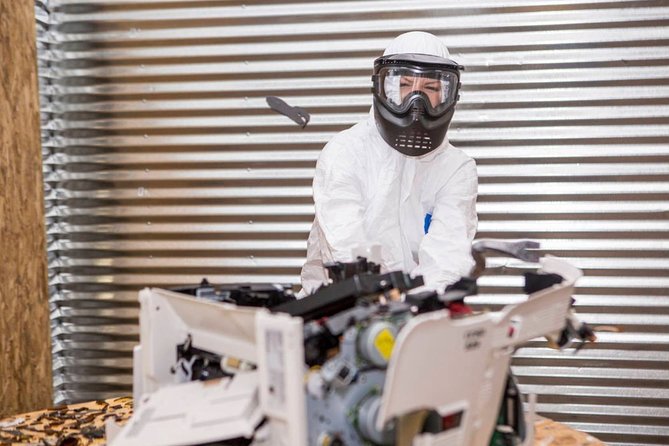 Wreck Room - A Destruction Experience, Standard Wrecking - Overview of the Wreck Room Experience