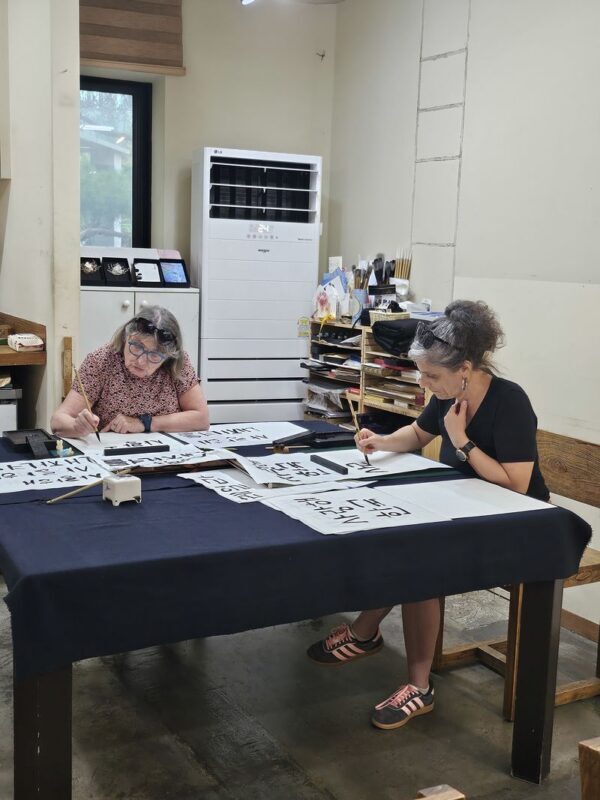 Write a Meaningful Korean Calligraphy Scroll in Insadong - Should you book this calligraphy class?