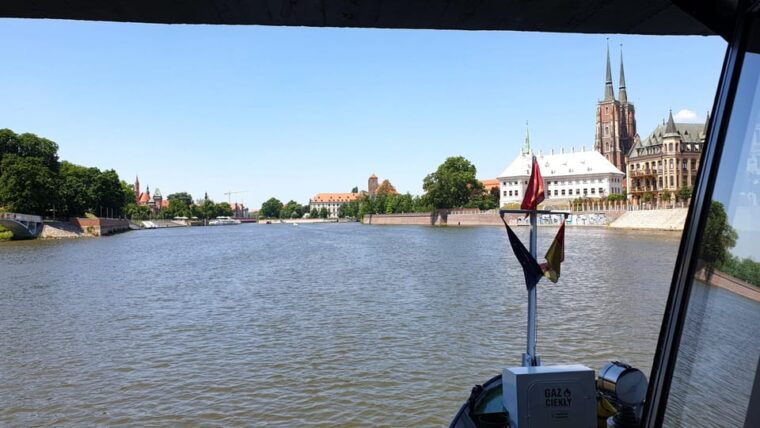 Wrocaw: Boat cruise with a licensed guide (1 hour) - Final Thoughts: Is This Tour Worth It?