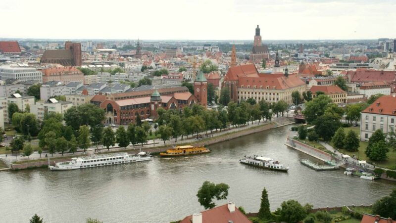 Wrocaw: Short City Walk and Boat-Cruise - Good To Know