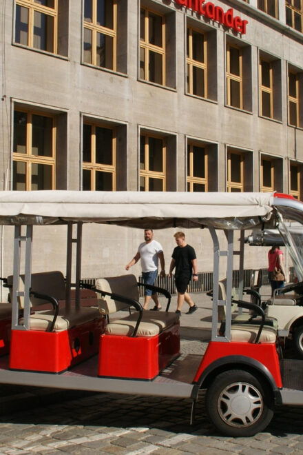Wrocław: 2-Hour E-Bus Tour With Licensed Guide, 13-15 People - Important Information
