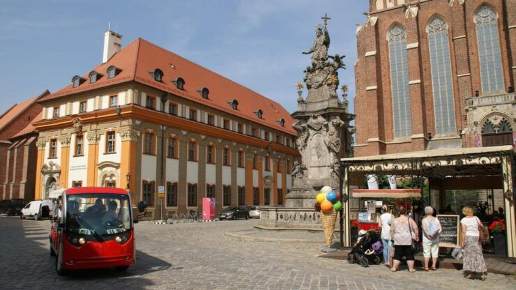 Wroclaw: 2-Hour Private E-Bus Tour for Small Groups/4 Places - Key Points