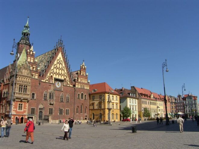 Wroclaw: 2-Hour Private Electric Bus Tour With Guide or Tape - Itinerary Highlights