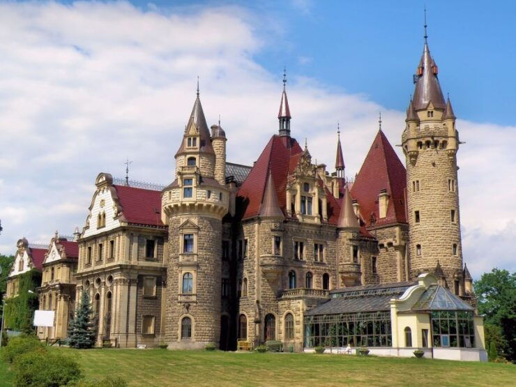 Wroclaw Castle in Moszna Private Guided Tour - Experience Highlights