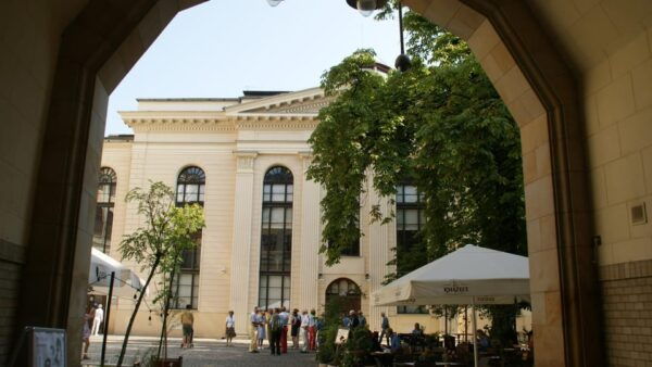 Wrocław Differently – Unknown Alleys of the City (2 Hours) - Admiring Views From Liebich Hill