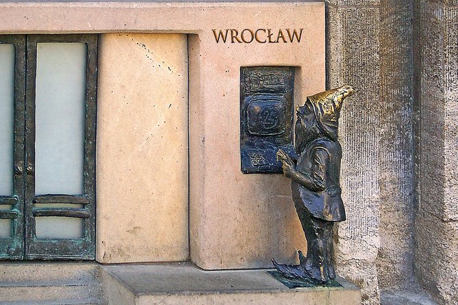 Wroclaw - Full Day Tour From Warsaw by Private Car - Good To Know