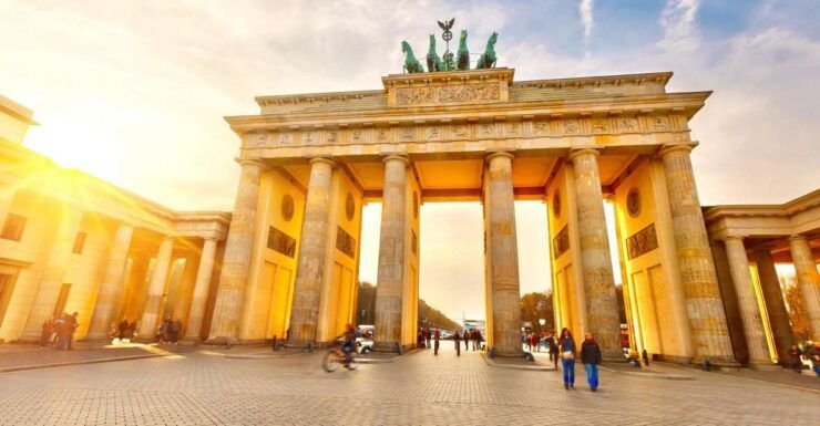 Wroclaw: Full Day Trip to Berlin - Berlins Architectural Wonders