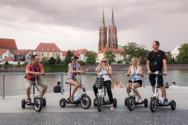 Wroclaw: Grand E-Scooter Tour - Participant Requirements and Restrictions