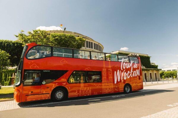Wroclaw: Hop-on Hop-off Carbio Bus Tour - Transportation and Flexibility