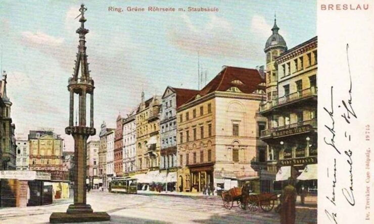 Wrocław: Old City Private Guided Tour With Photos (2 H) - Tour Experience and Itinerary
