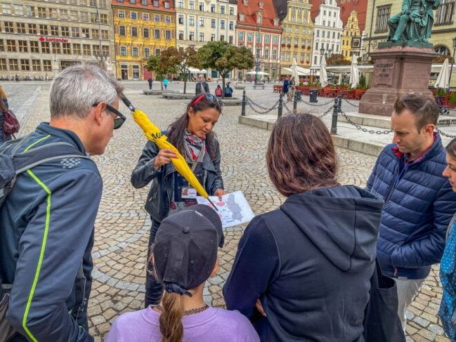Wrocław: Old Town and Ostrów Tumski Walking Tour in English - Customer Feedback