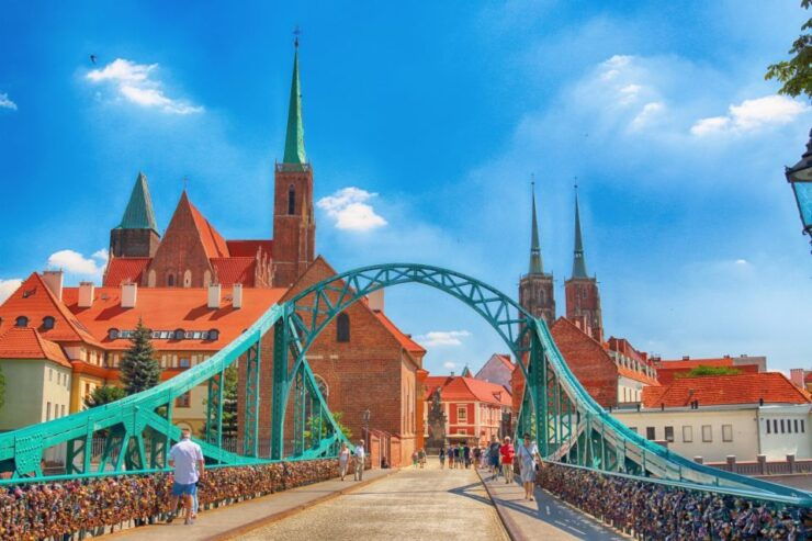 Wroclaw: Old Town Highlights Private Walking Tour - Tour Details