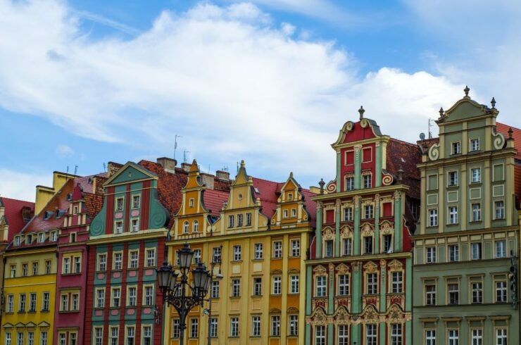 Wrocław: Ostrów Tumski and Old Town Highlights Private Tour - Experience Highlights