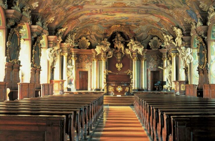 Wroclaw Private Old Town Guided Walking Tour - Private Group Tours and Highlights