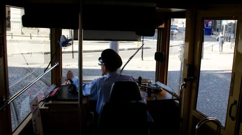 Wroclaw: Private Tour by smal Historic Tram 1,5h 13-16 seats - FAQ