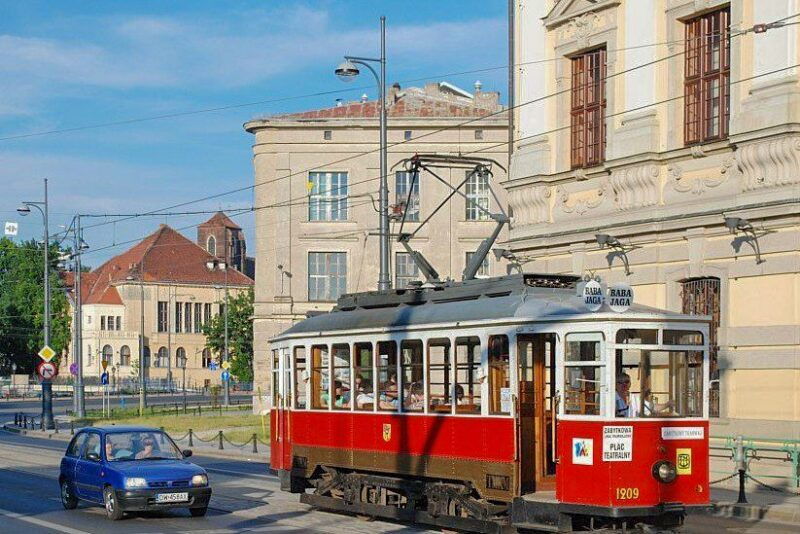 Wroclaw: Private Tour by smal Historic Tram (1,5h, 16 seats) - The Value Proposition