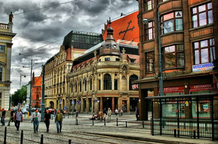 Wroclaw: Secrets of Wroclaw Walking Tour - Tour Itinerary and Highlights