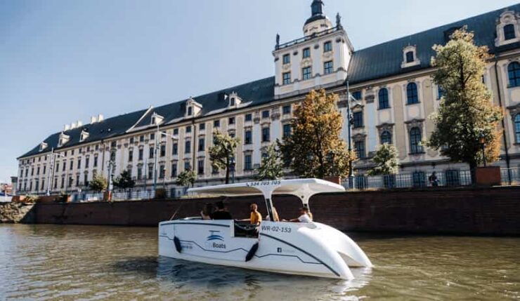 Wrocław: Solar Gondola Cruise on the Oder With a Guide - Key Points