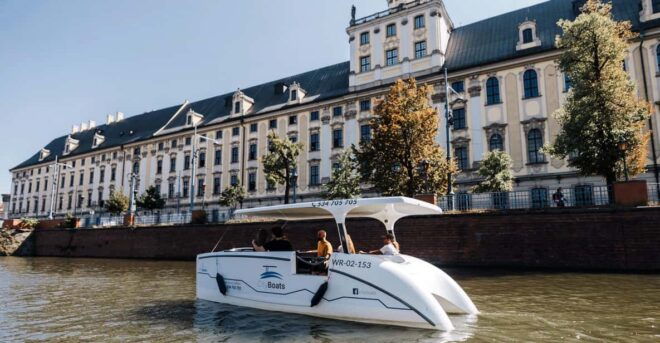 Wrocław: Solar Gondola Cruise on the Oder With a Guide - Guided Tour and Highlights