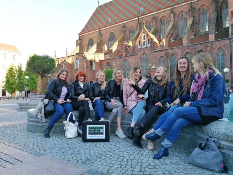 Wroclaw: Spy-Themed Walk & Game with Host - Wroclaw: Spy-Themed Walk & Game with Host