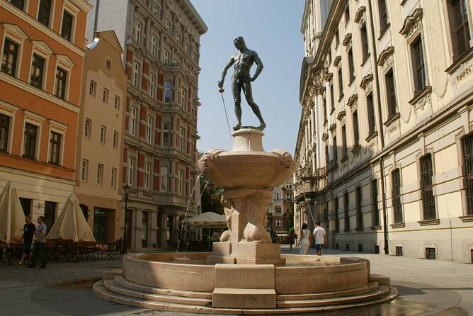 Wroclaw Tour, Licensed Guide + Electric Car, 2h, Gr. 13-15 People - Pricing and Booking