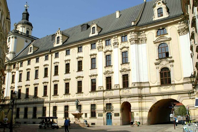 Wroclaw Tour, Licensed Guide + Electric Car, 2h, Gr. 13-15 People - The Sum Up