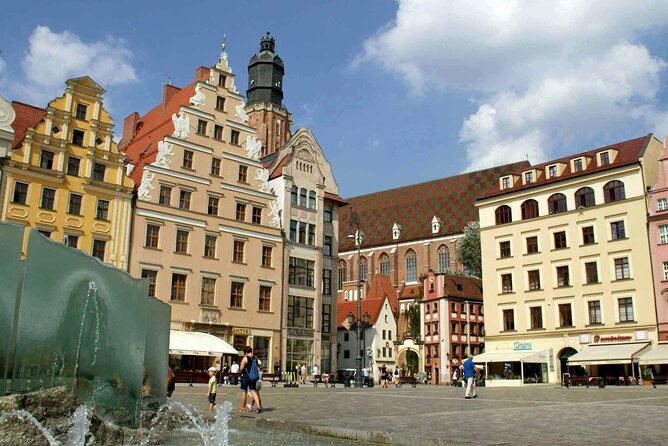 Wroclaw Tour With E-Bus, 2 H (English Guide) Group 1-4 People. - Meeting Point Information