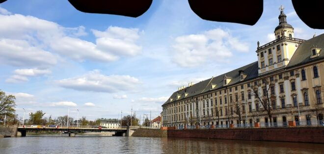 Wrocław: Venice of the North! Monuments on the Odra River 2h - Tour Logistics