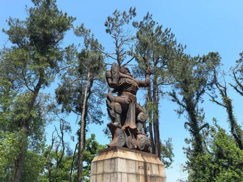 Wuhan Tianhe International Airport - Wuhan East Lake Moshan - What to Expect from the Wuhan East Lake Moshan Tour