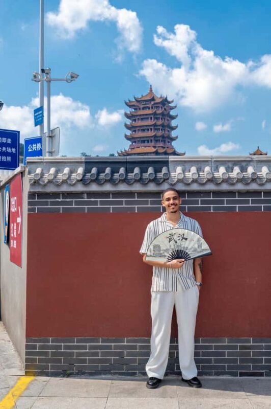 Wuhan: Yellow Crane Tower and Hubu Alley Guided Tour - An In-Depth Look at the Tour Experience