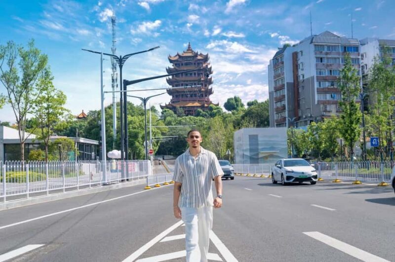 Wuhan: Yellow Crane Tower and Hubu Alley Guided Tour - Good To Know