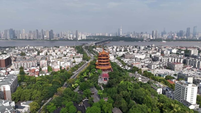 Wuhan: Yellow Crane Tower & Yangtze River Bridge Tour - Exploring Wuhan’s Most Iconic Landmarks