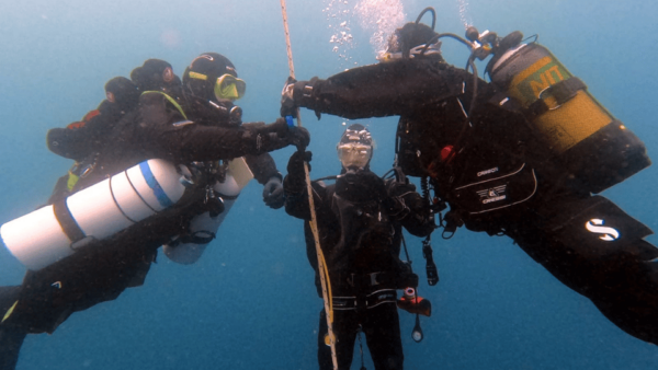 Wuppertal: Beginners Diving Course With Certified Instructor - Tips for First-Time Divers