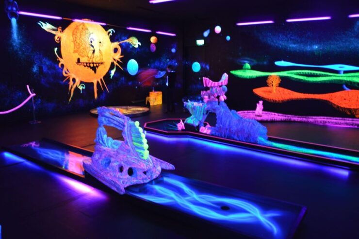 Würzburg: 3D Minigolf in Breathtaking Surroundings - Immersive Experience With 3D Glasses