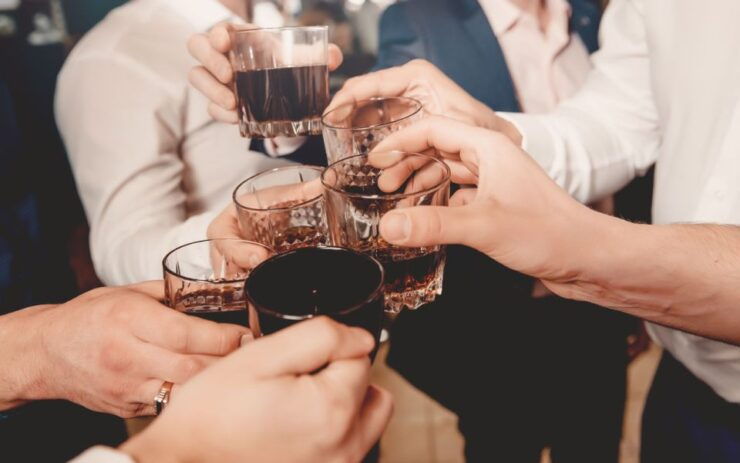 Würzburg: Bar & Club Tour With Free Drinks & VIP Entry - Benefits of the Tour