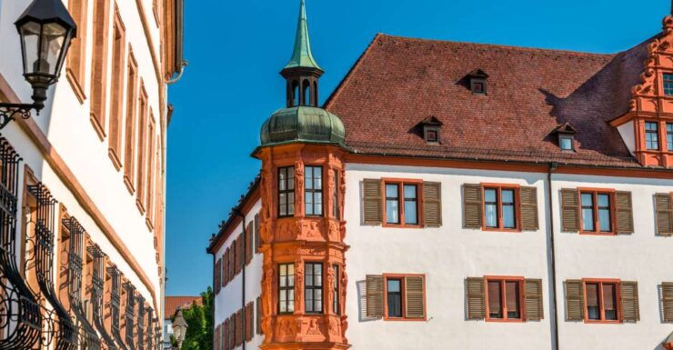 Würzburg: First Discovery Walk and Reading Walking Tour - Activity Details