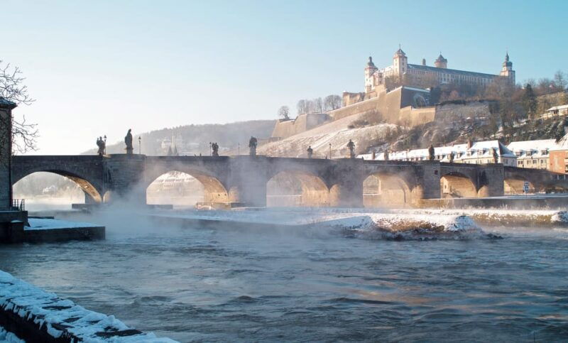 Würzburg: Würzburg Christmas walk (incl. mulled wine voucher) - Good To Know