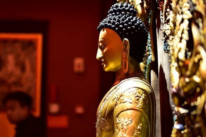 Wuxi Half Day Private Tour to Lingshan Buddhist Scenic Spot - Who Should Book This Tour?