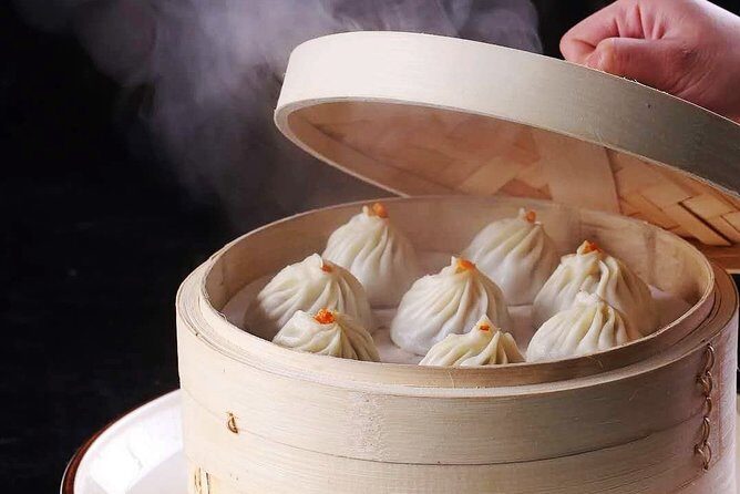 Wuxi Private Night Tour with Boat Cruise and Authentical Dinner - Practical Considerations: What You Need to Know