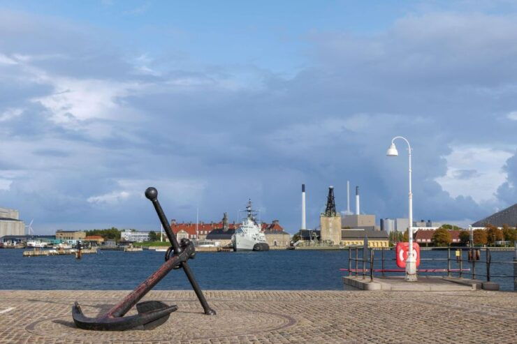 WWII Copenhagen Nyhavn and War Museum Private Walking Tour - Tour Experience