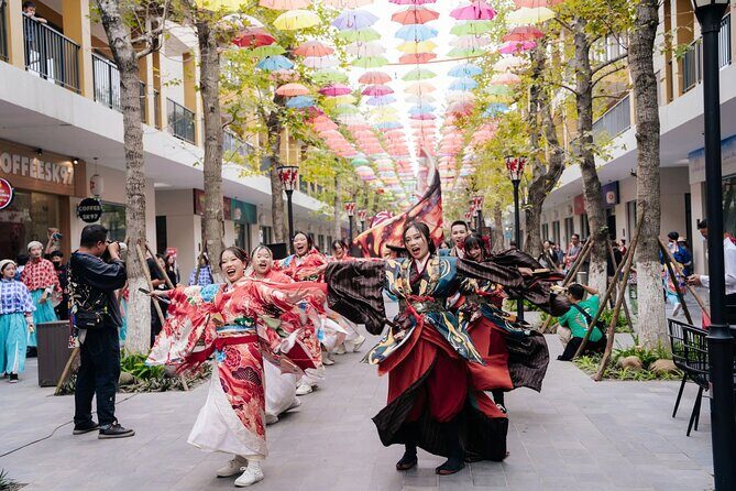 Wyndham Lynn Times Onsen Wellness - Practical Aspects: Booking, Timing, and Group Size