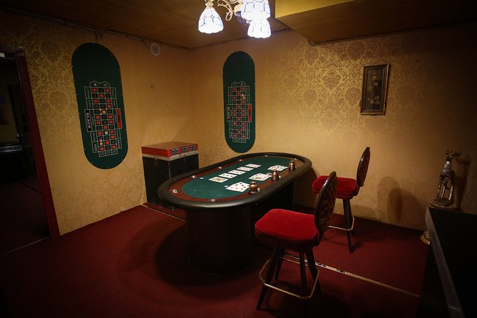 Xcape Room Bcn: The Casino Royal - Background