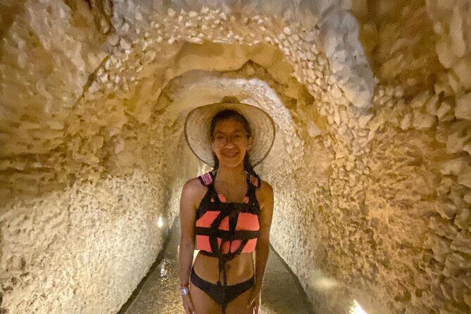 Xcaret Tour Plus with Buffete and Transportation only from Cancun - Is It Worth the Price?